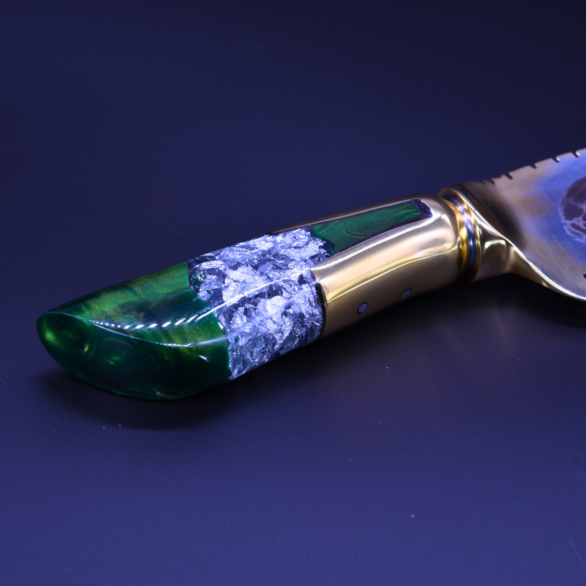 "The Stalker" — Mixed Gold &amp; Steel Collector Knife