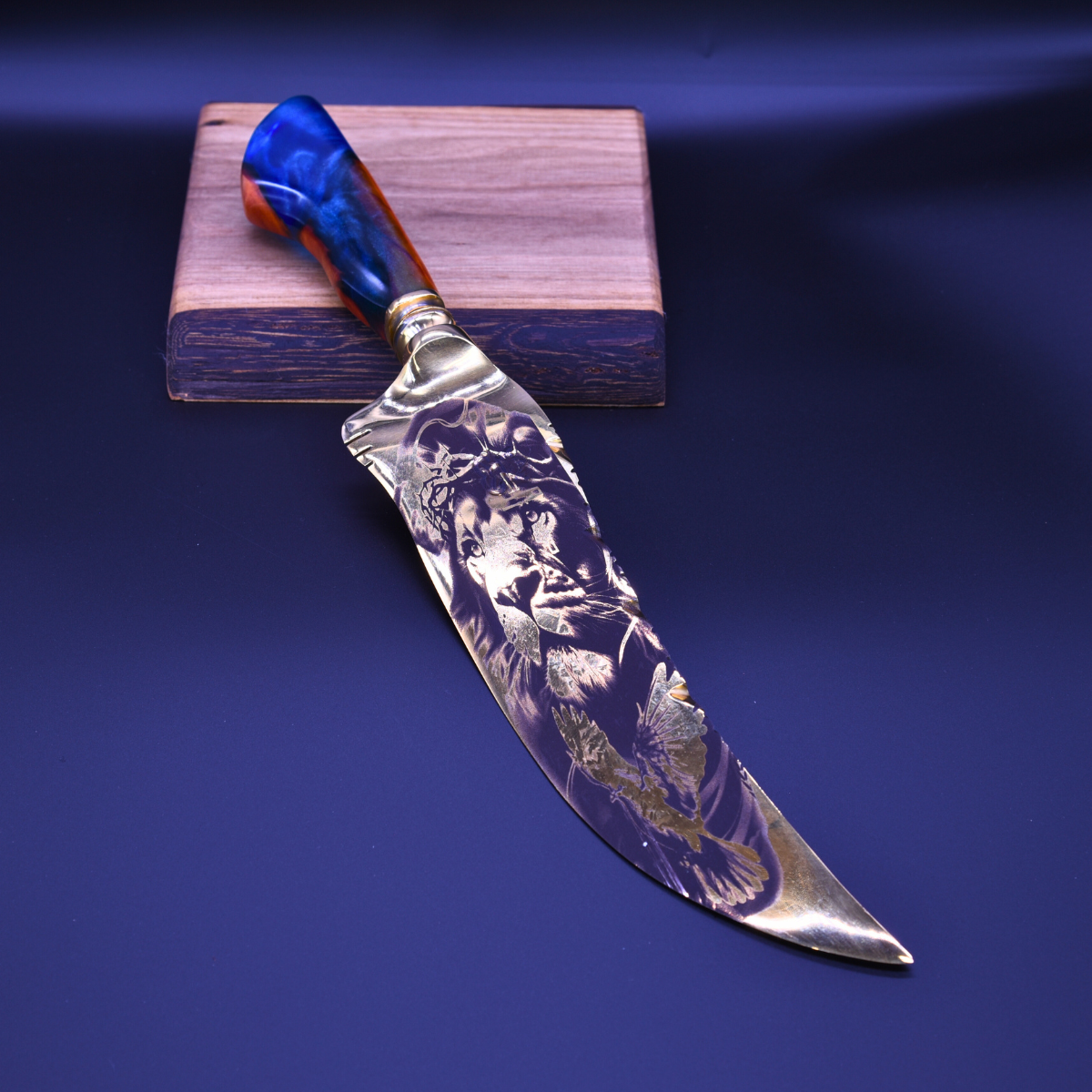 "The Monarch" — Full Gold Collector Knife